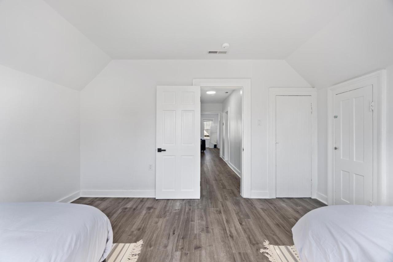 Cozy Gem In The Heart Of East Rock With Free Parking Near Yale And Dt Leilighet New Haven Eksteriør bilde